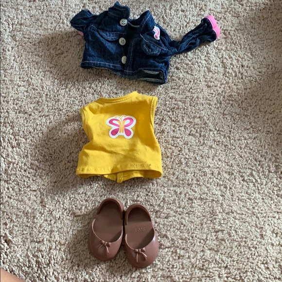 An American Girl Doll in pretty good condition. - Picture 4 of 8